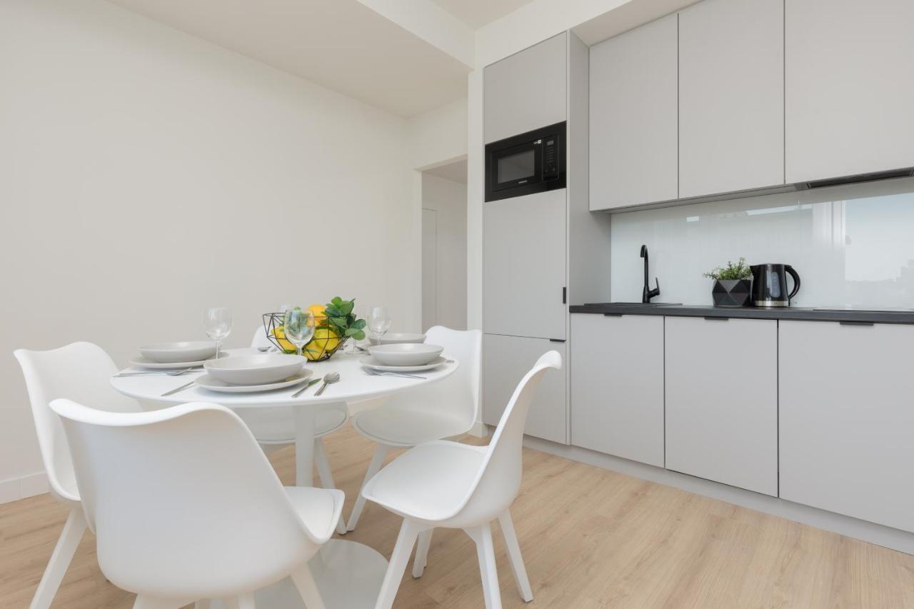 Amazing Spacious Apartments In Warsaw City Center By Noclegi Renters ภายนอก รูปภาพ