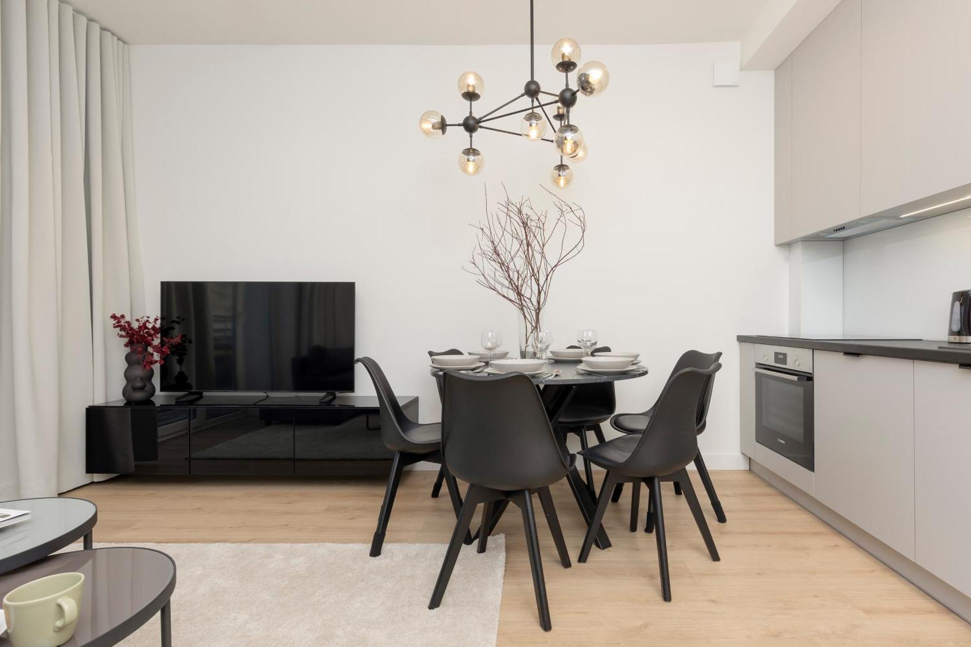 Amazing Spacious Apartments In Warsaw City Center By Noclegi Renters ภายนอก รูปภาพ